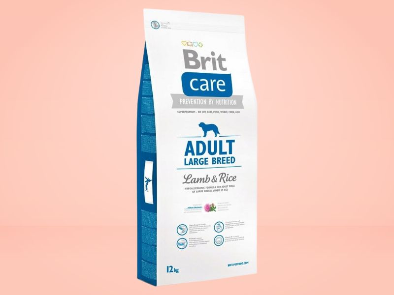 Brit Care Adult Large Breed Lamb & Rice hrana za roze pozadini